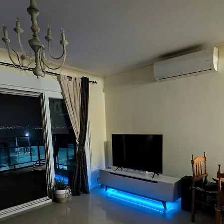 Sea Breeze Apartment
